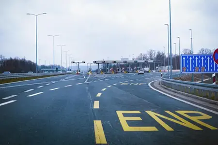 Hoy, Rumanía ha dado un paso hacia la construcción de la primera autopista que atraviesa los Cárpatos.